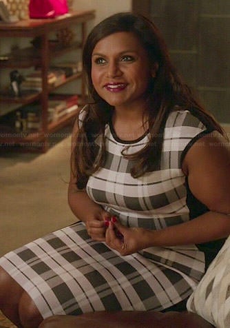 Mindy’s black and white checked dress on The Mindy Project