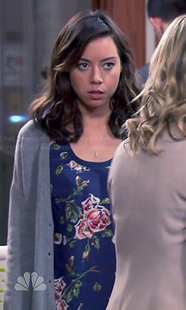 April’s blue rose print top on Parks and Recreation