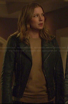 Emily's black leather jacket on Revenge