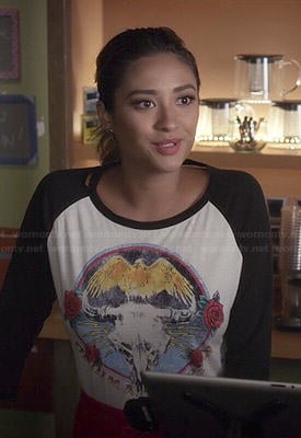 Emily’s skull graphic tee on Pretty Little Liars