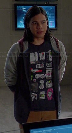 Cisco’s game controllers t-shirt on The Flash