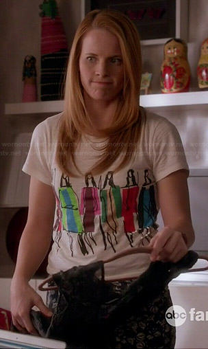 Daphne's people graphic tee on Switched at Birth