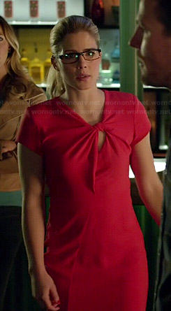Felicity's red knotted dress on Arrow