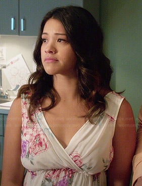 Jane's white floral surplice neck dress on Jane the Virgin