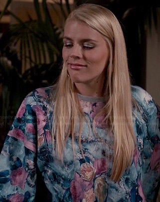 Laurie’s floral sweatshirt on Cougar Town