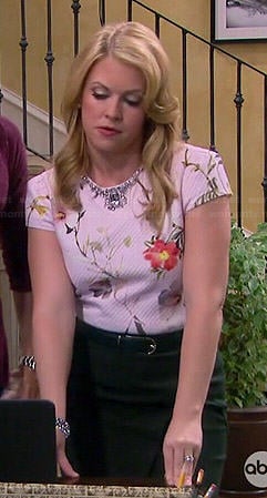 Mel's floral cap sleeve top and black wrap pencil skirt on Melissa and Joey