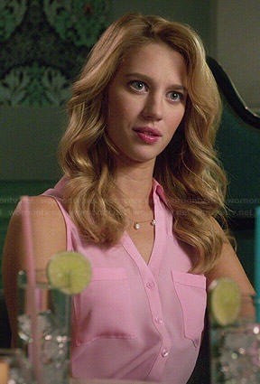 Petra’s pink sleeveless button front top on Jane the Virgin