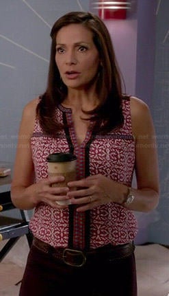 Regina's red printed sleeveless top on Switched at Birth