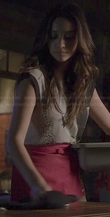 Emily’s black and white graphic print top on Pretty Little Liars