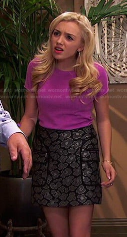 Emma's pink cashmere top and grey leopard print skirt on Jessie