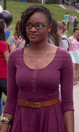 Iris's pink henley dress on Switched at Birth