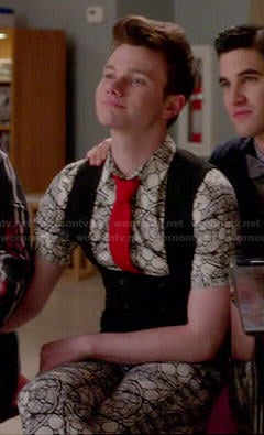 Kurt's printed short sleeve shirt and matching pants on Glee