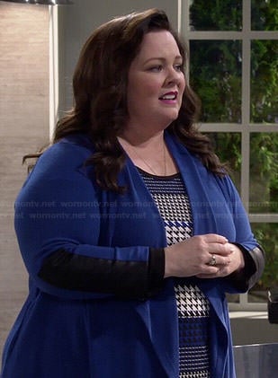 Molly's blue houndstooth top and leather panel cardigan on Mike and Molly