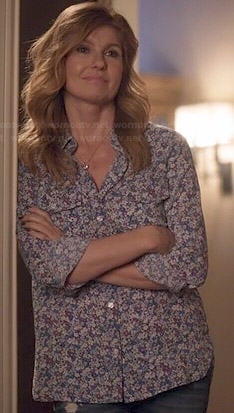 Rayna’s floral print shirt on Nashville