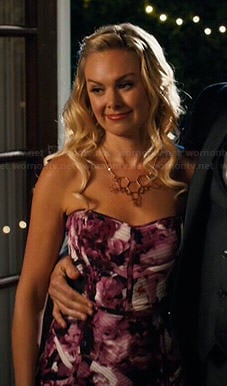 Shelby's pink floral strapless dress on Hart of Dixie