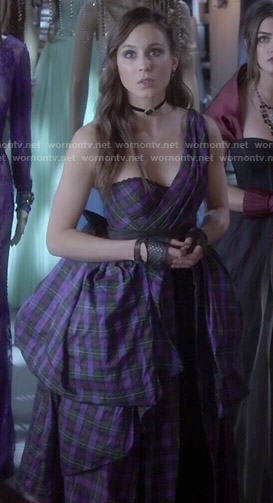 Pretty Little Liars 5x25 Welcome to the Dollhouse Outfits