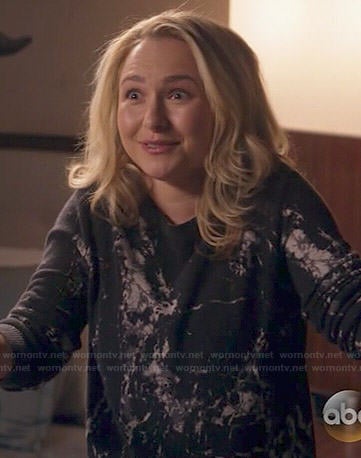 Juliette’s black cracked print sweater on Nashville