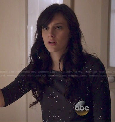 Layla’s black star print top on Nashville