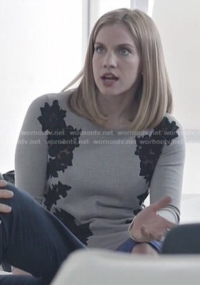 Amy’s grey lace applique sweater on Veep