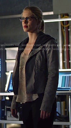 Felicity's printed cami and grey leather jacket on Arrow