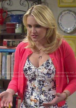 Gabi’s abstract printed dress on Young and Hungry