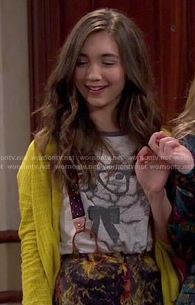 Riley's bunny t-shirt, yellow cardigan and floral shorts on Girl Meets World