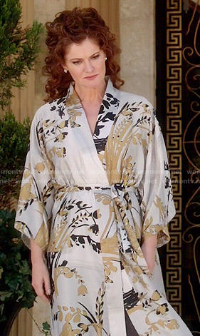Evelyn’s silver and gold floral robe on Devious Maids