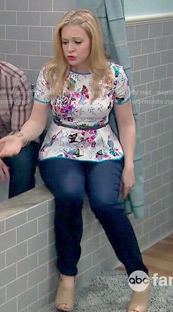 Mel’s floral and butterfly print peplum top on Melissa and Joey