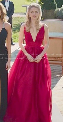 Anna's red plunge neck gown on UnReal