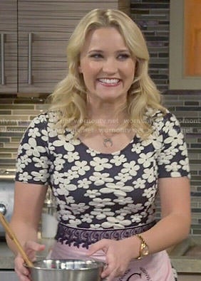 Gabi’s black and white floral short sleeved dress on Young and Hungry