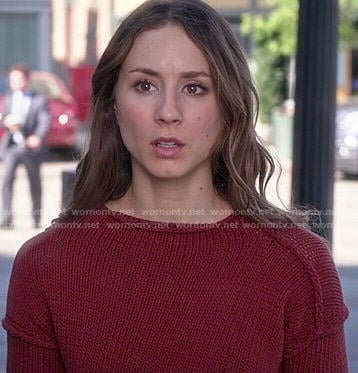 Spencer's red sweater on Pretty Little Liars