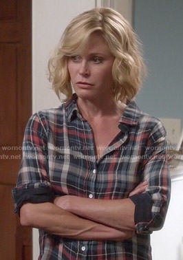 Claire's navy and red plaid shirt on Modern Family