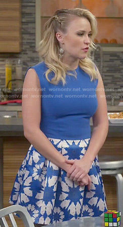 Gabi’s blue floral skirt and top on Young and Hungry