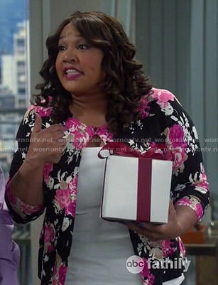 Yolanda's black and pink floral cardigan on Young and Hungry