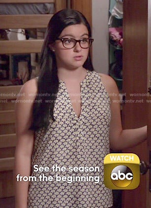 Alex's sleeveless elephant print top on Modern Family