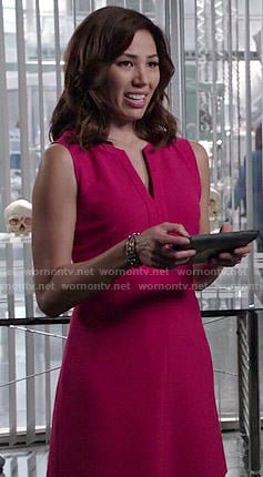 Angela's pink split-neck dress on Bones