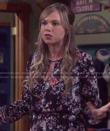 Kristin’s floral long sleeve dress on Last Man Standing