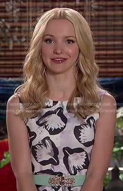 Liv's white floral top and mint belt on Liv and Maddie