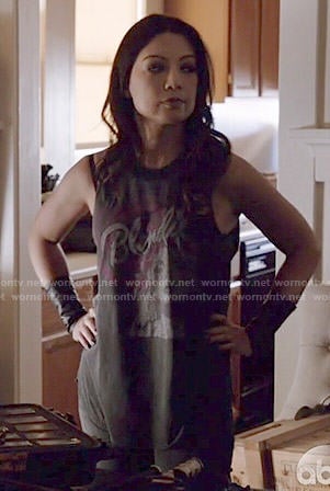 Melinda's Blondie tank top on Agents of SHIELD