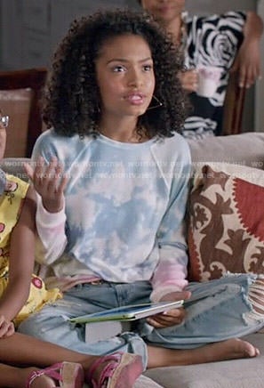 Zoey’s cloud print sweatshirt on Black-ish