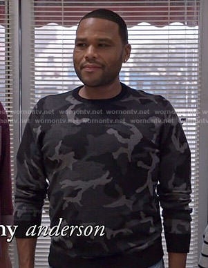 Andre’s grey camouflage sweater on Black-ish