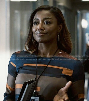 Daisy's geometric print shift dress on Madam Secretary