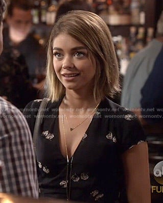 WornOnTV: Haley's black printed dress on Modern Family | Sarah Hyland |  Clothes and Wardrobe from TV