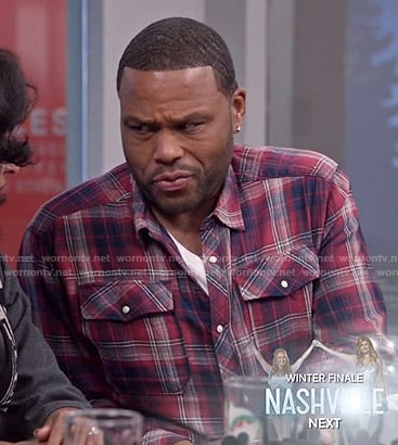 Andre's red plaid shirt on Black-ish