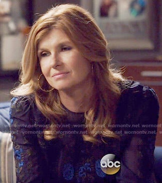 Rayna's blue embroidered blouse on Nashville