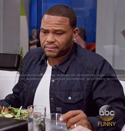 Andre's navy button down shirt on Black-ish