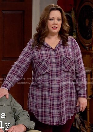 Molly's purple plaid shirt on Mike and Molly