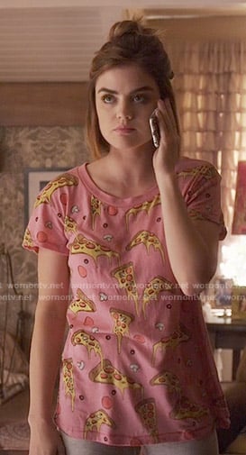 Aria’s pink pizza t-shirt on Pretty Little Liars