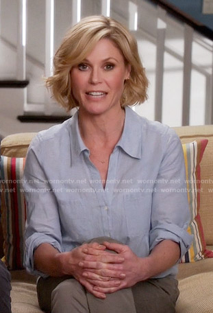 Claire's blue button down shirt on Modern Family