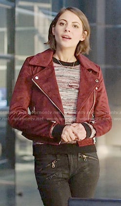 Thea’s marled sweater and red suede moto jacket on Arrow